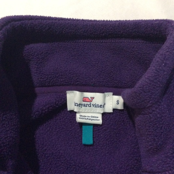Vineyard Vines Fleece Top - Picture 5 of 6